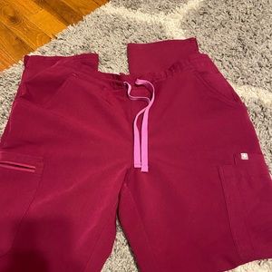 Figs. MEDIUM. LIMITED EDITION. Dark Magenta. Yola Skinny Scrub Pant